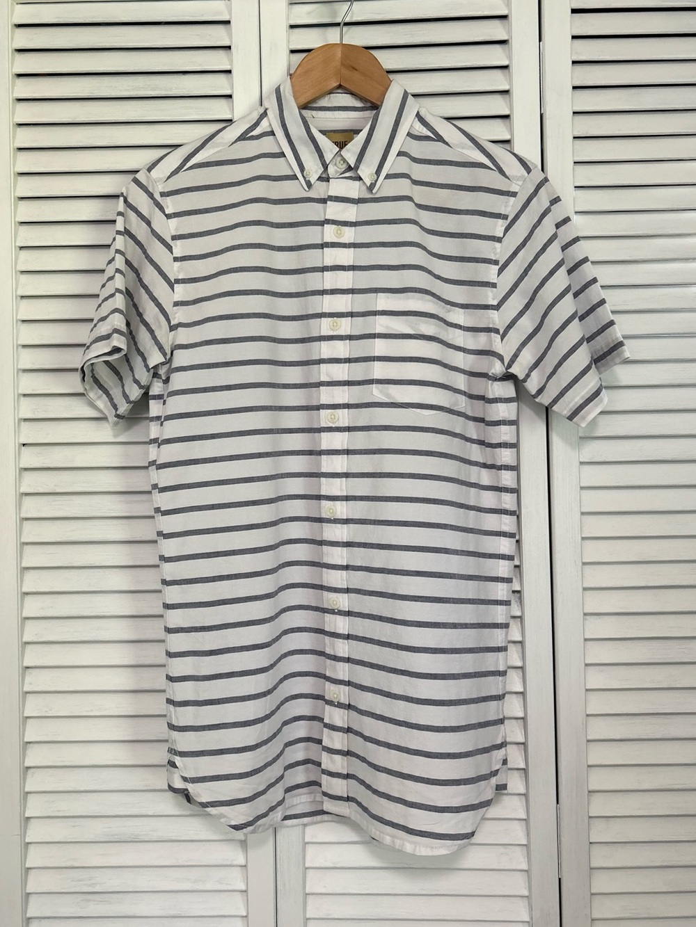 True Craft Mens Short-Sleeve Button-Down Shirt size S